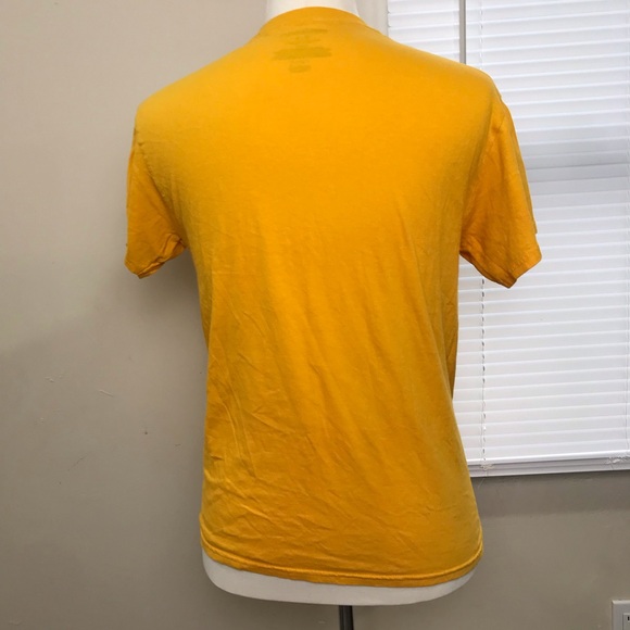 Nickelodeon Squidward T-Shirt Mens Size M Color Yellow Short Sleeve’s Round Neck - Picture 3 of 12